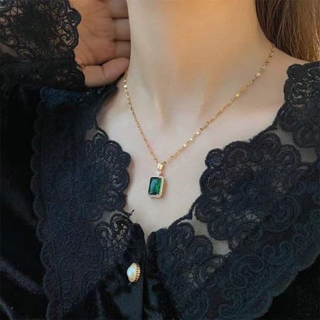 18K Gold Plated Green Pendant Necklace – 401