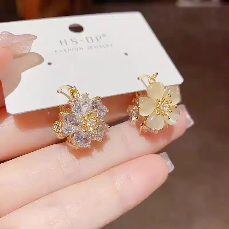 Both Side Zircon Flower Earrings-125