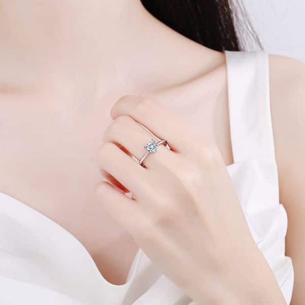 Diamond Cut Heart Shaped Finger Ring