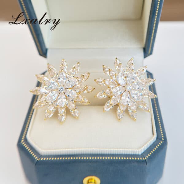 Snowflake Zircon Stud Earrings -145